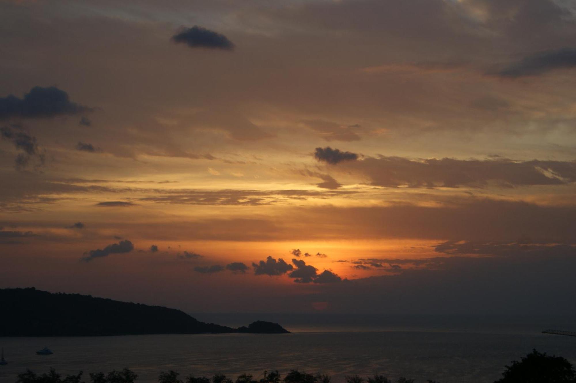 Prince Edouard Apartments & Resort Sha Extra Plus Patong Exterior foto
